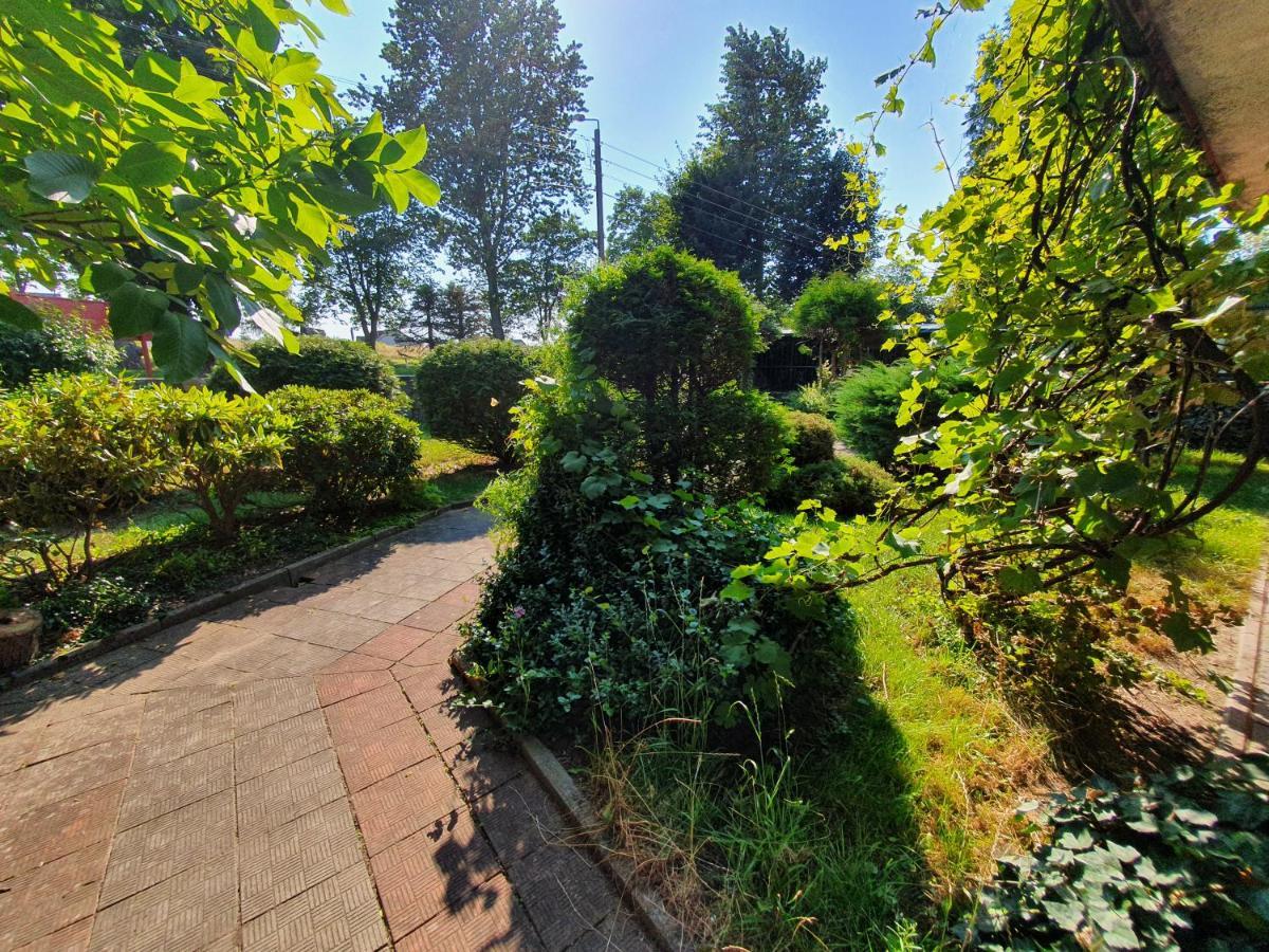 Pensjonat ,,Eden" Charbrowo Exterior foto